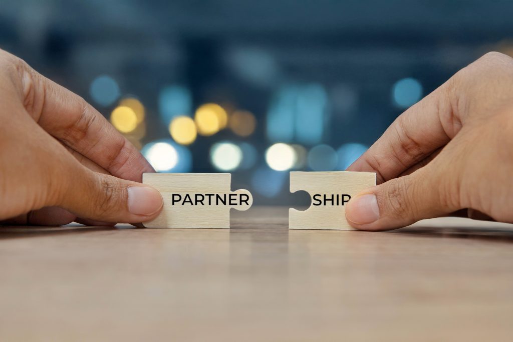 Happiest Minds & NielsenIQ Brandbank partner to solve product data & shopper experience challenges